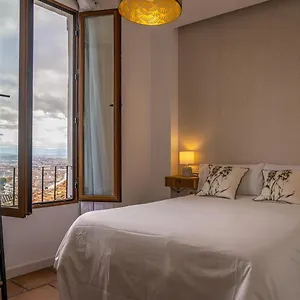 Apartament Florentia San Nicolas, Grenada